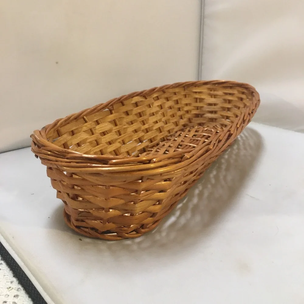 Woven Wicker Bread Basket Home Decor 15 Inch Brown Oval Storage Cottagecore Farm